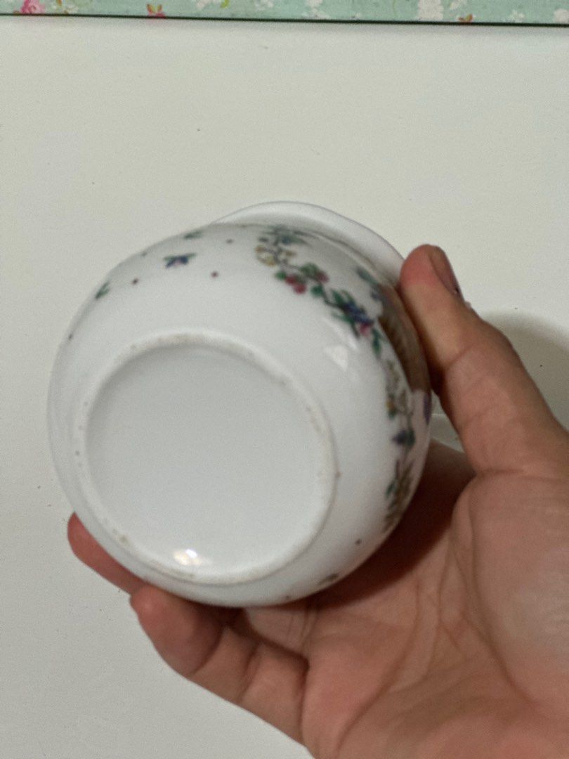 Ceramic Fruit design sugar pot (Category: Coffee & Tea Tableware) located in Davao. Submitted by favoritepreloved (Listing ID 1393902294, Image 3). Description: ❤️ 9cm height ❤️ cm diameter.