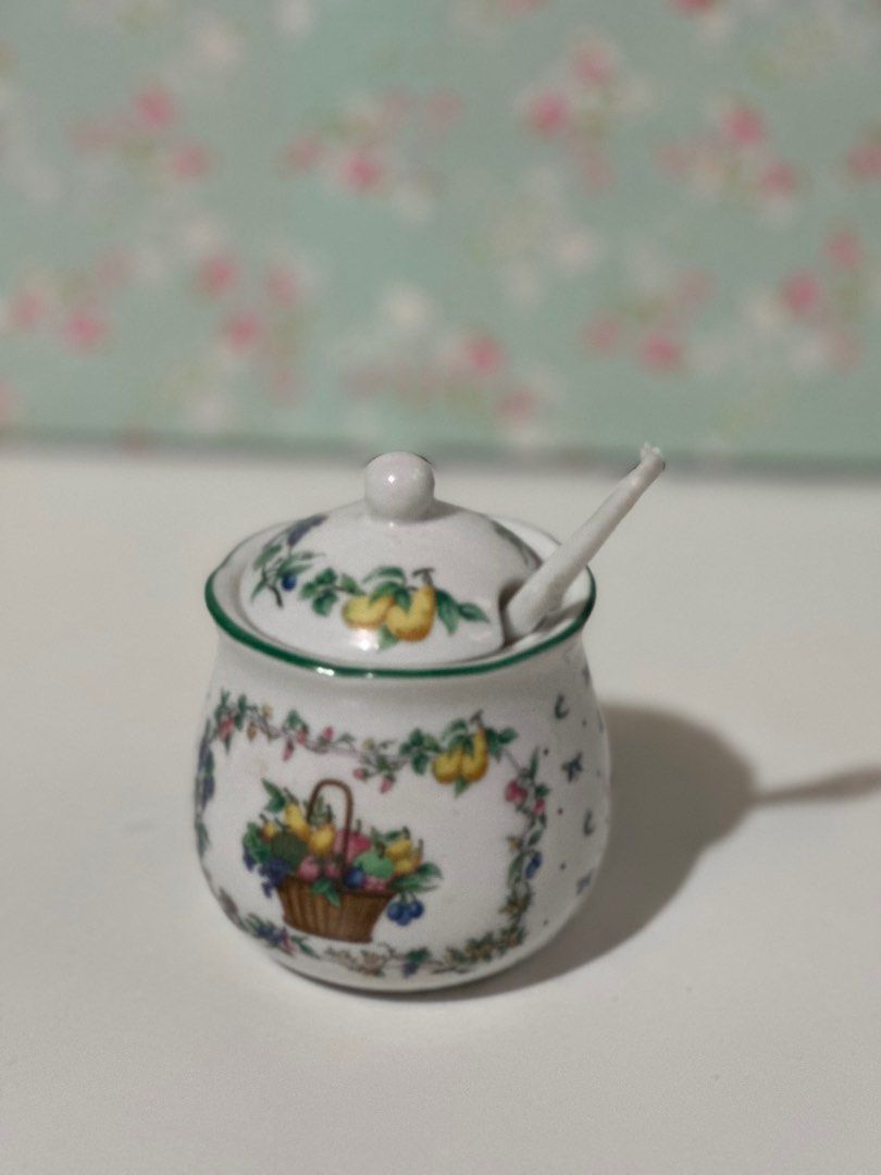 Ceramic Fruit design sugar pot (Category: Coffee & Tea Tableware) located in Davao. Submitted by favoritepreloved (Listing ID 1393902294, Image 1). Description: ❤️ 9cm height ❤️ cm diameter.