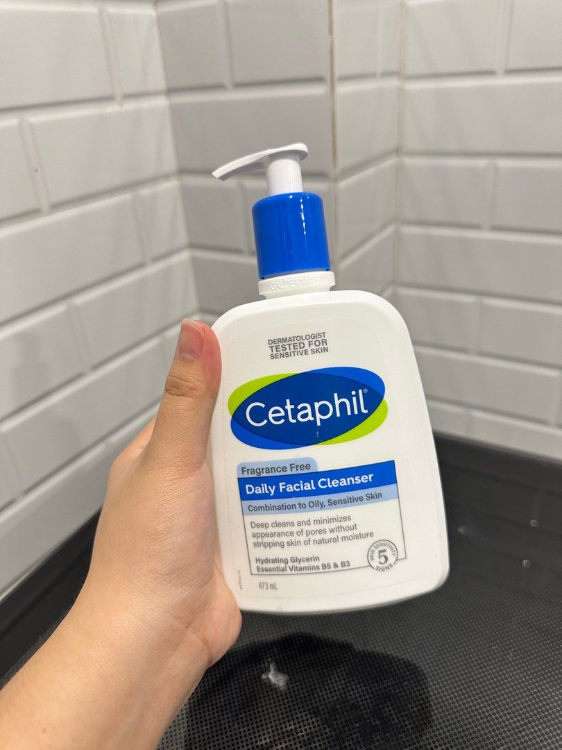 Cethaphil facial Cleanser (Category: Face Care) located in Manila. Submitted by trisha_0402 (Listing ID 1393982371, Image 3). Description: Na.
