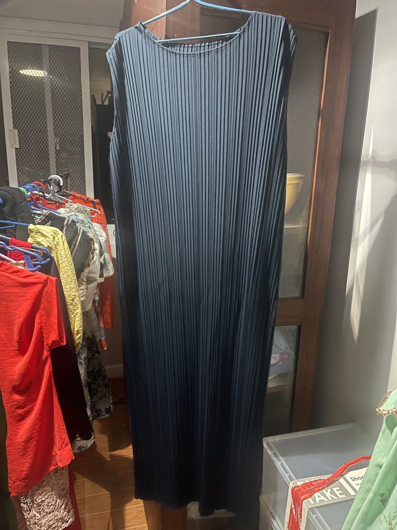 Dark Blue Casual Long Dress (Category: Dresses) located in Makati City. Submitted by andeng28 (Listing ID 1393972315, Image 1). Description: I used twice during my public service era. Medium to semi-large body frame. Check my other listing for top and dresses decluttering.
