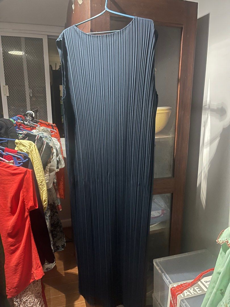 Dark Blue Casual Long Dress (Category: Dresses) located in Makati City. Submitted by andeng28 (Listing ID 1393972315, Image 2). Description: I used twice during my public service era. Medium to semi-large body frame. Check my other listing for top and dresses decluttering.