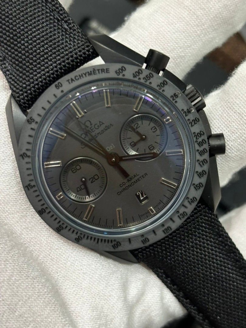 DARK SIDE OF THE MOON 1-1 (Category: Men's Watches) located in Manila. Submitted by repzmnl (Listing ID 1394010440, Image 3). Description: .