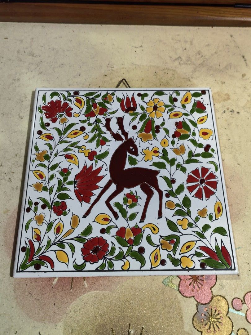 Decorative Ceramic Tile (Category: Wall Decor) located in Cebu City. Submitted by dudes_villanueva (Listing ID 1393818644, Image 1). Description: Decorative Ceramic Tile Made in Greece 📌In very good condition. 5.9x5.9 inch.