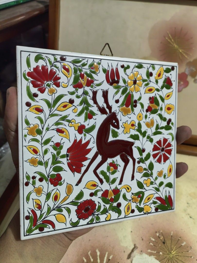 Decorative Ceramic Tile (Category: Wall Decor) located in Cebu City. Submitted by dudes_villanueva (Listing ID 1393818644, Image 3). Description: Decorative Ceramic Tile Made in Greece 📌In very good condition. 5.9x5.9 inch.