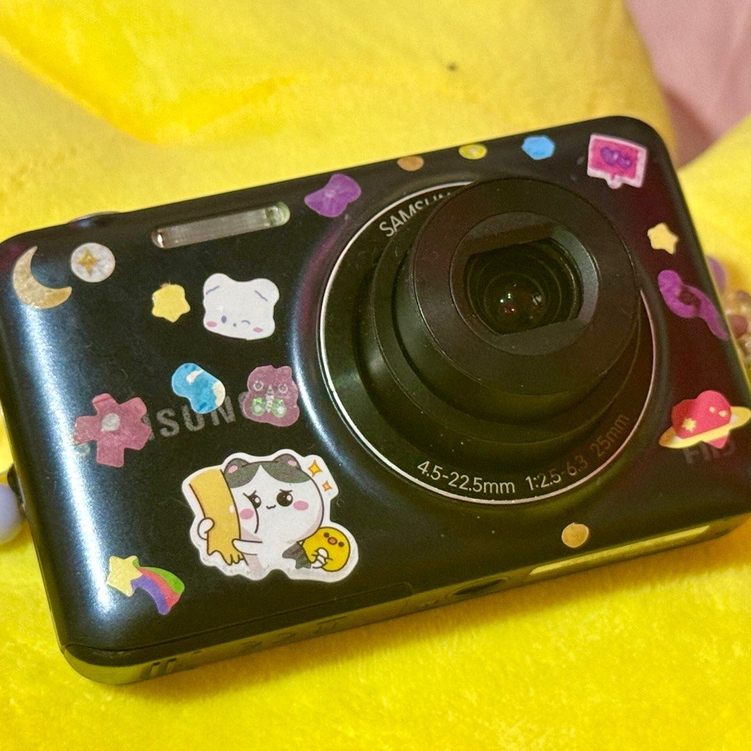 DIGITAL CAMERA (DIGICAM) SAMSUNG ES95 (Category: Cameras) located in Santo Domingo. Submitted by ligayacrochetcrafts (Listing ID 1393851315, Image 2). Description: Still negotiable for sure buyers ‼️ Samsung ES95 DIGICAM ❤️sample pictures are uploaded, no edit. ❤️battery life: super tagal, 1 week bago malowbat Inclusions: ❤️2 batteries ❤️1 Battery Charger (paayos niyo nalang 500 ko siya nabili, nagamit ko siya twice, last time chineck ko parang h