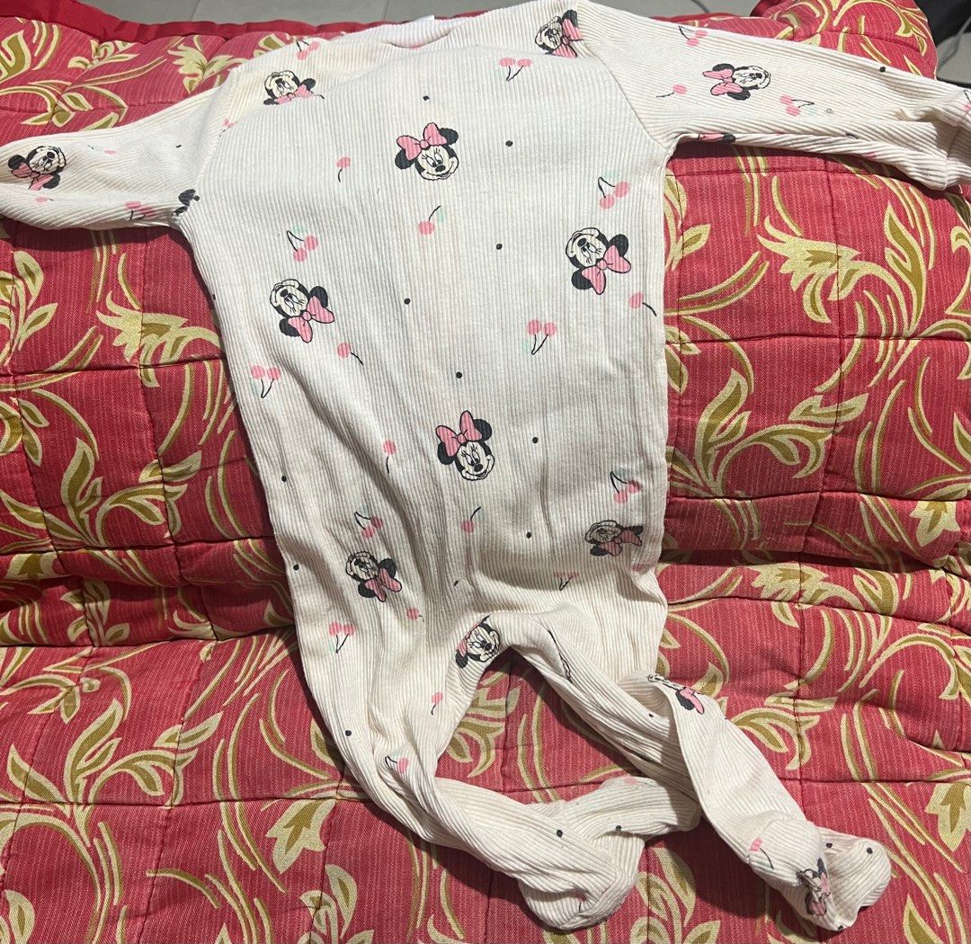 Disney Minnie Mouse Onesie. (Category: Babies & Kids Fashion) located in Quezon City. Submitted by melalog (Listing ID 1393871987, Image 2). Description: For sale is a disney minnie mouse onesie for a 6 to 9 month old baby girl. Selling for 130 plus shipping. Item is in proj 2, qc. Pm if interested. .