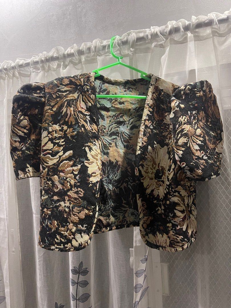 Filipiniana Bolero (Category: Blouses) located in Makati City. Submitted by andeng28 (Listing ID 1393964983, Image 1). Description: Personalized Filipiniana I used during my public service era. Medium to semi-large body frame. Check my other listing for other Filipiniana top and dresses. .