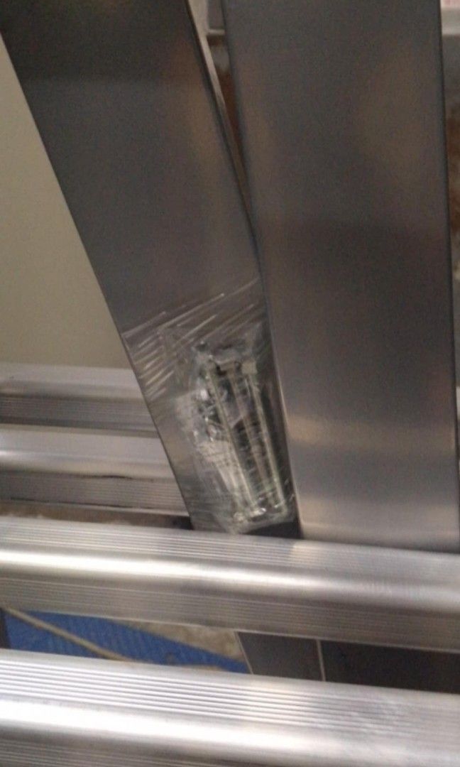 folding ladder (Category: Ladders & Steps) located in Manila. Submitted by nixdcruz (Listing ID 1393840326, Image 2). Description: alluminum foldable ladder 12feet 16feet 20feet.