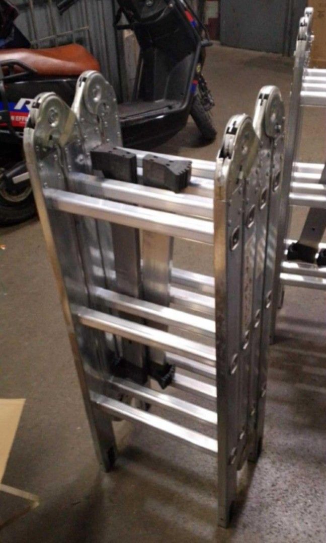 folding ladder (Category: Ladders & Steps) located in Manila. Submitted by nixdcruz (Listing ID 1393840326, Image 1). Description: alluminum foldable ladder 12feet 16feet 20feet.