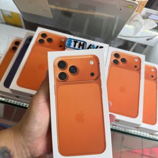 (Category: ) located in . Submitted by 8thavemobile.sg (Listing ID 170078043, Image 1). Description: .