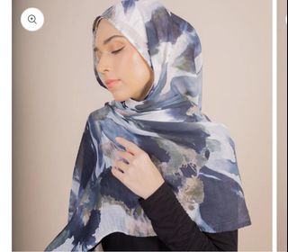 (Category: ) located in . Submitted by bubatea (Listing ID 1393846040, Image 1). Description: .