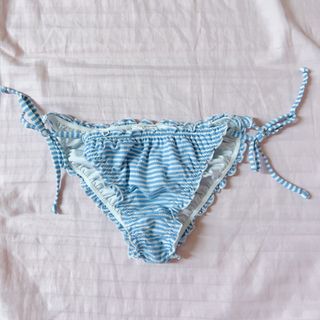 (Category: ) located in . Submitted by riri__ (Listing ID 1393919412, Image 1). Description: .