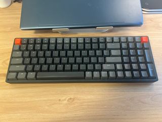 （分類：）位於 。 由 att.sto 提交（商品編號 1393848791，圖片 1）。簡介： 。