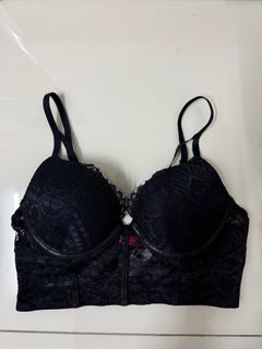 (Category: ) located in . Submitted by helenaaisha (Listing ID 1393951734, Image 1). Description: .