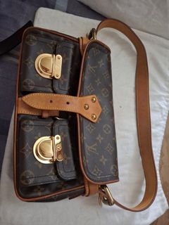 （分類：）位於 。 由 thrift_stuff. 提交（商品編號 1393887125，圖片 1）。簡介： 。