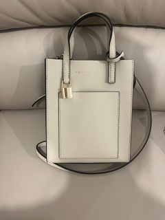 （分類：）位於 。 由 sum22 提交（商品編號 1393825714，圖片 1）。簡介： 。