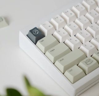 (Category: ) located in . Submitted by keebs.sg (Listing ID 1393975316, Image 1). Description: .