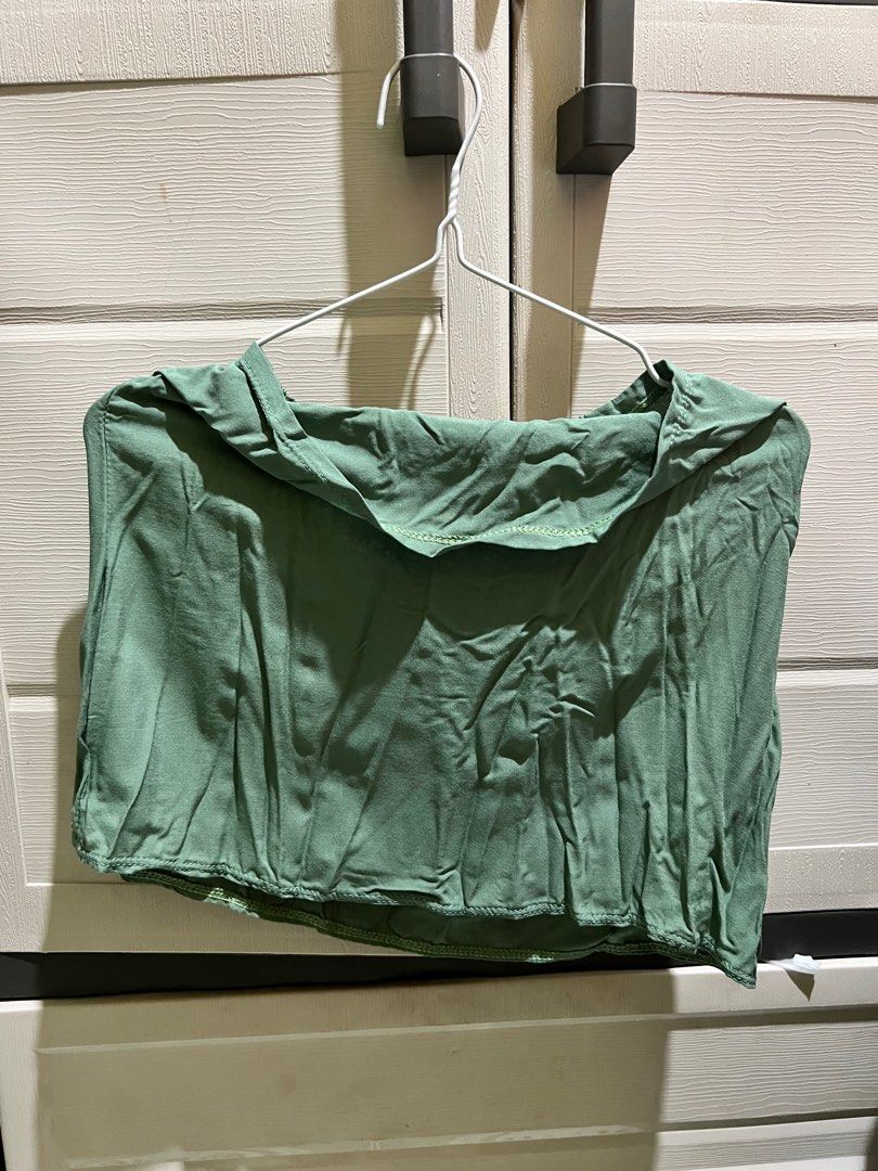 Michi Green Tube Top (Category: Blouses) located in Makati City. Submitted by sellsbynix (Listing ID 1393948282, Image 2). Description: - Never been used - Best fits S-M.