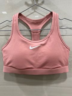 (Category: ) located in . Submitted by lexiswardrobe (Listing ID 1393885382, Image 1). Description: .