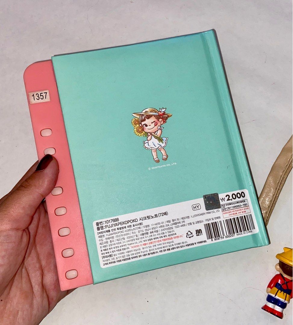 peko poko chan bundle set (diary notebook, wallet) trinket anik (Category: Stationery & School Supplies) located in Marilao. Submitted by sashishia (Listing ID 1393868993, Image 2). Description: decluttering from personal collection! - peko diary (can be locked) - peko wallet dm for more pics/ info :).