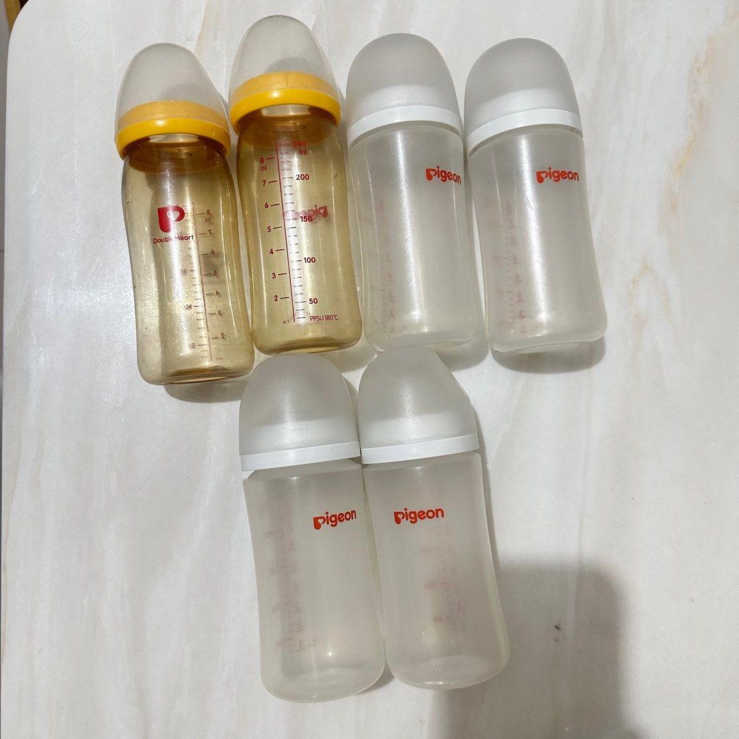 Pigeon wide neck bottle (Category: Breastfeeding & Bottle Feeding) located in Las Pinas. Submitted by apdeclutter (Listing ID 1393857858, Image 1). Description: Pigeon wide neck bottles only 250 each 1200 if take all .