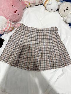 (Category: ) located in . Submitted by cherryblondeeeee (Listing ID 1394007968, Image 1). Description: .