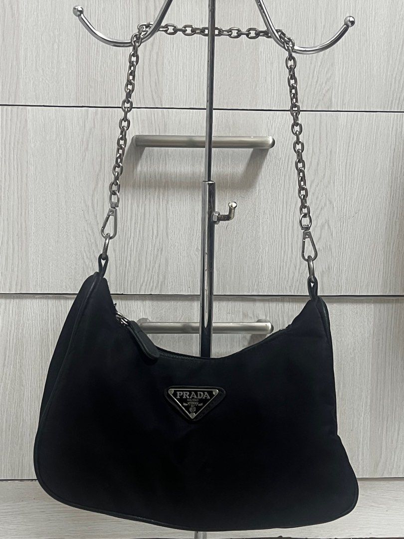 PRADA shoulder bag coded (Category: Luxury Bags & Wallets) located in Muntinlupa City. Submitted by ababrl (Listing ID 1393854225, Image 1). Description: Prada sling bag coded. Legit Rfs : migrating soon.