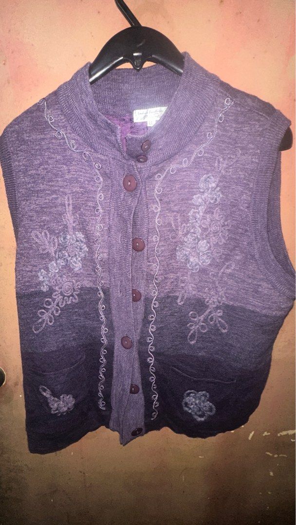 Purple Vest (Category: Coats, Jackets and Outerwear) located in Manila. Submitted by omenagi (Listing ID 1393992526, Image 1). Description: LL on tag but fits medium well.