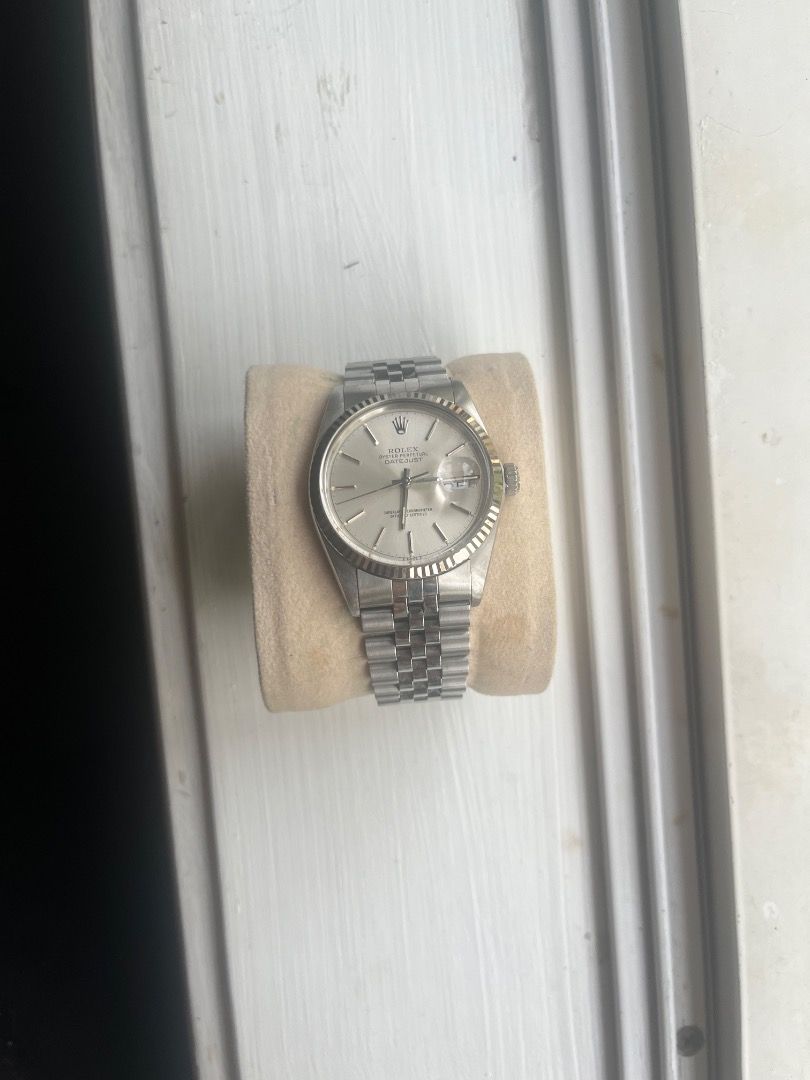 Rolex 16014 (Category: Luxury Watches) located in Quezon City. Submitted by jamesashleyservices (Listing ID 1393940962, Image 3). Description: Rolex Datejust 1988 White Gold Fluted Bezel Based in Cebu.