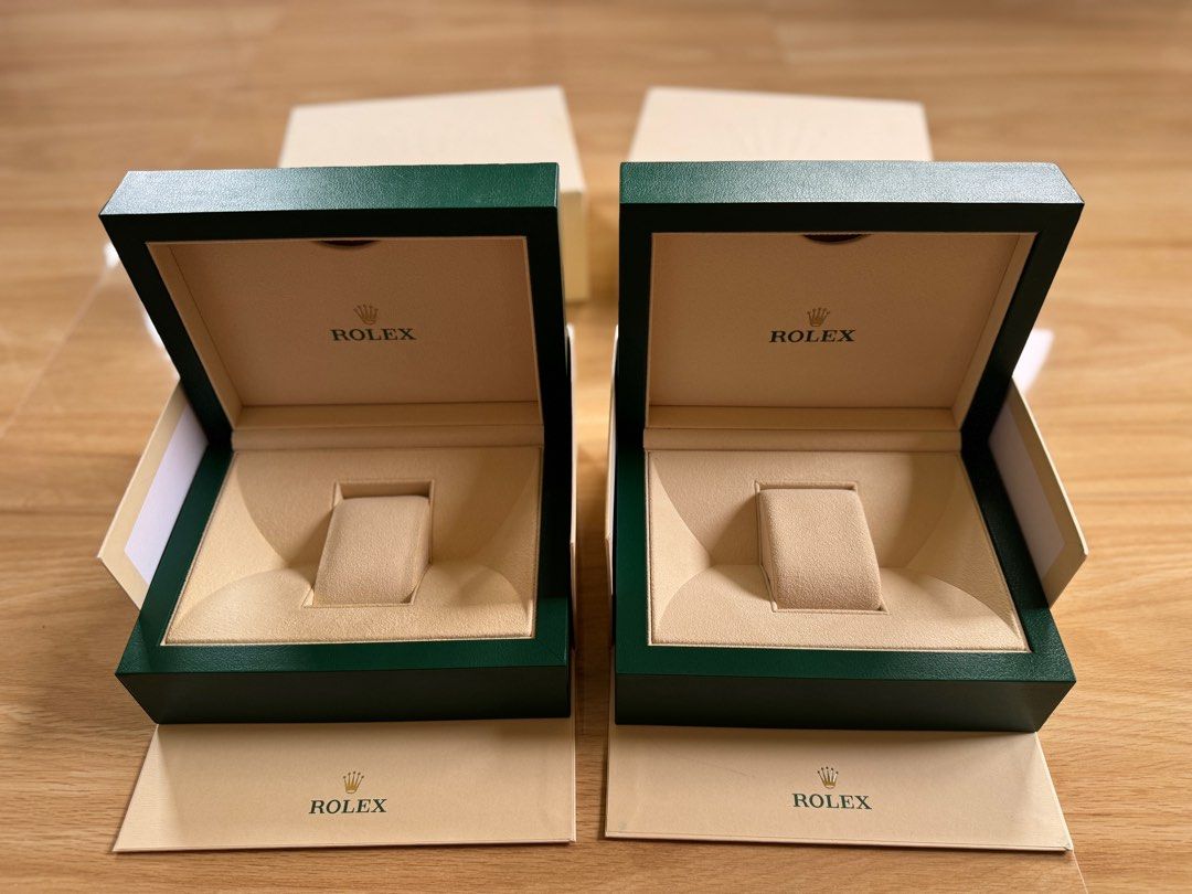 Rolex Watch Box (Category: Luxury Watches) located in Quezon City. Submitted by tag42 (Listing ID 1393856429, Image 3). Description: Original Rolex Watch Box Size : Large Conditon: 9/10 Complete with Boxes, manuals and Green Tag .