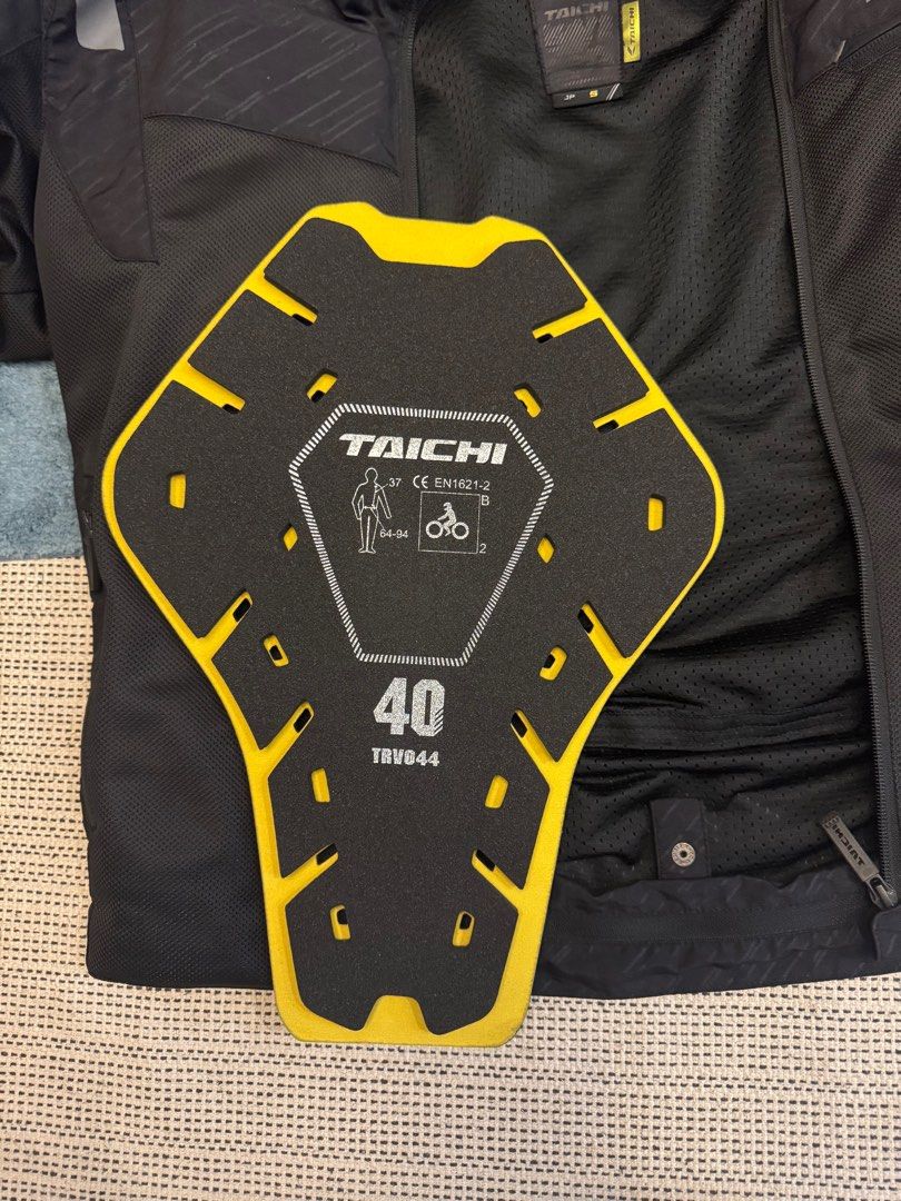 RS Taichi Motorcycle Jacket (Category: Coats, Jackets and Outerwear) located in Makati City. Submitted by basketbolero (Listing ID 1393914508, Image 2). Description: for sale! RS Taichi Motorcycle Protective Jacket (RS Taichi Torque Mesh) Small (160-167cm height) merong elbow, shoulder, chest, at back protector (upgraded ang back protector) Pick up at Washington St. Makati .