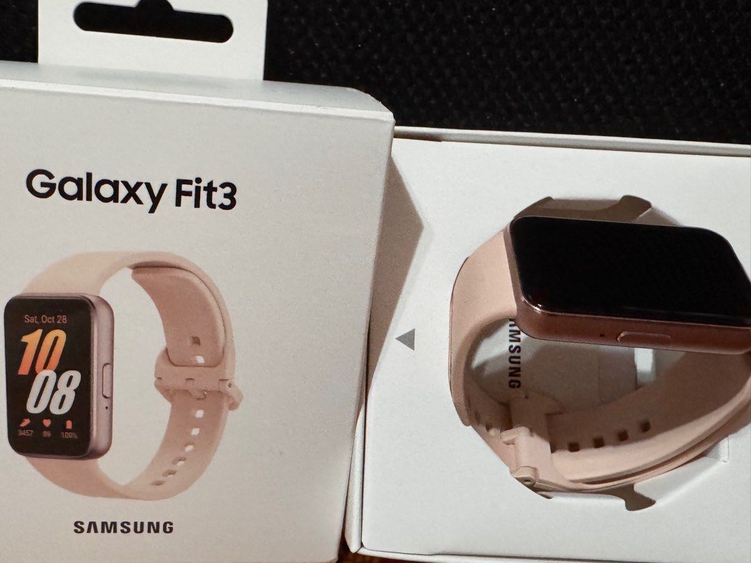 Samsung Galaxy Fit3 (Category: Wearables & Smart Watches) located in Bacoor. Submitted by 9gee9 (Listing ID 1393974541, Image 2). Description: FOR SALE (slightly negotiable): Brand new, unused Samsung Galaxy Fit3, Pink Gold - original box (opened only for inspection) ✅ What’s Included (for your listing) Watch unit (Galaxy Fit3) – brand new All original accessories (charger / cable / straps / documentation).