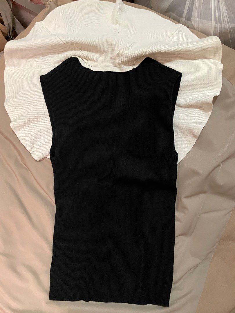 Snidel （分類：T-shirt）位於 Hong Kong。 由 wbchen 提交（商品編號 1393899369，圖片 3）。簡介： 正版但已經剪牌。