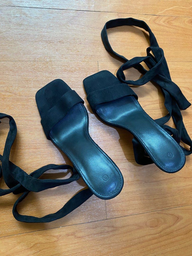 Strappy Heels (Category: Heels) located in Panganiban. Submitted by girlinqueue (Listing ID 1393833164, Image 1). Description: Used once. Very chic in actual. Size 6 but is actually smaller since I am a 5. RFS: Decluttering. .