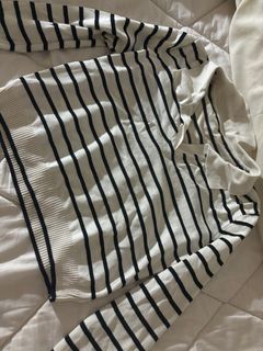 (Category: ) located in . Submitted by 124987456 (Listing ID 1393932647, Image 1). Description: .