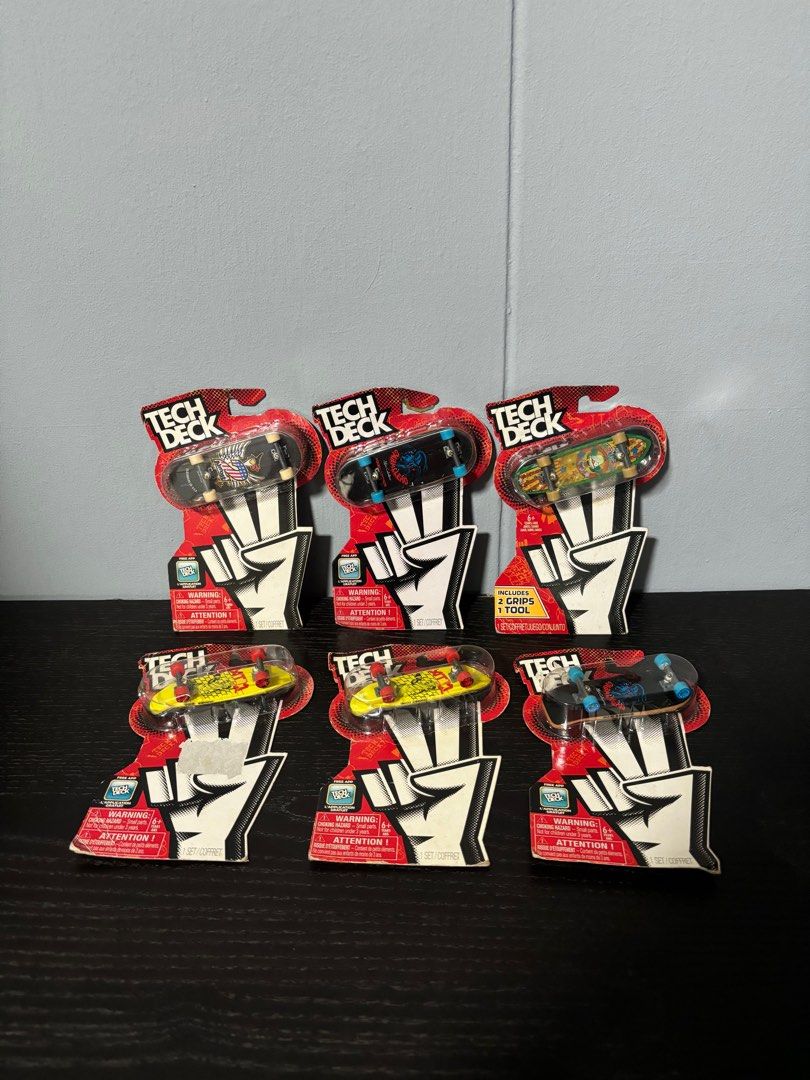 Tech Deck (Category: Kids Toys) located in Singapore. Submitted by ok_lahh (Listing ID 1393970414, Image 1). Description: Wear and tear on the packaging, kept along time , great for collector who are not fussy about packaging but the deck itself its good ! $15 ea.