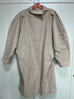 (Category: ) located in . Submitted by Adesale (Listing ID 1393950688, Image 1). Description: .