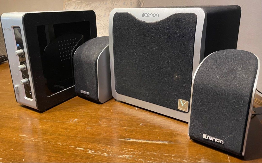 Xenon amplifier Speaker System w/ subwoofer (Category: Soundbars, Speakers & Amplifiers) located in Pasig City. Submitted by mamasfinds (Listing ID 1393840905, Image 3). Description: 4 pc V12 xenon speakers with amplifier and sub woofer..