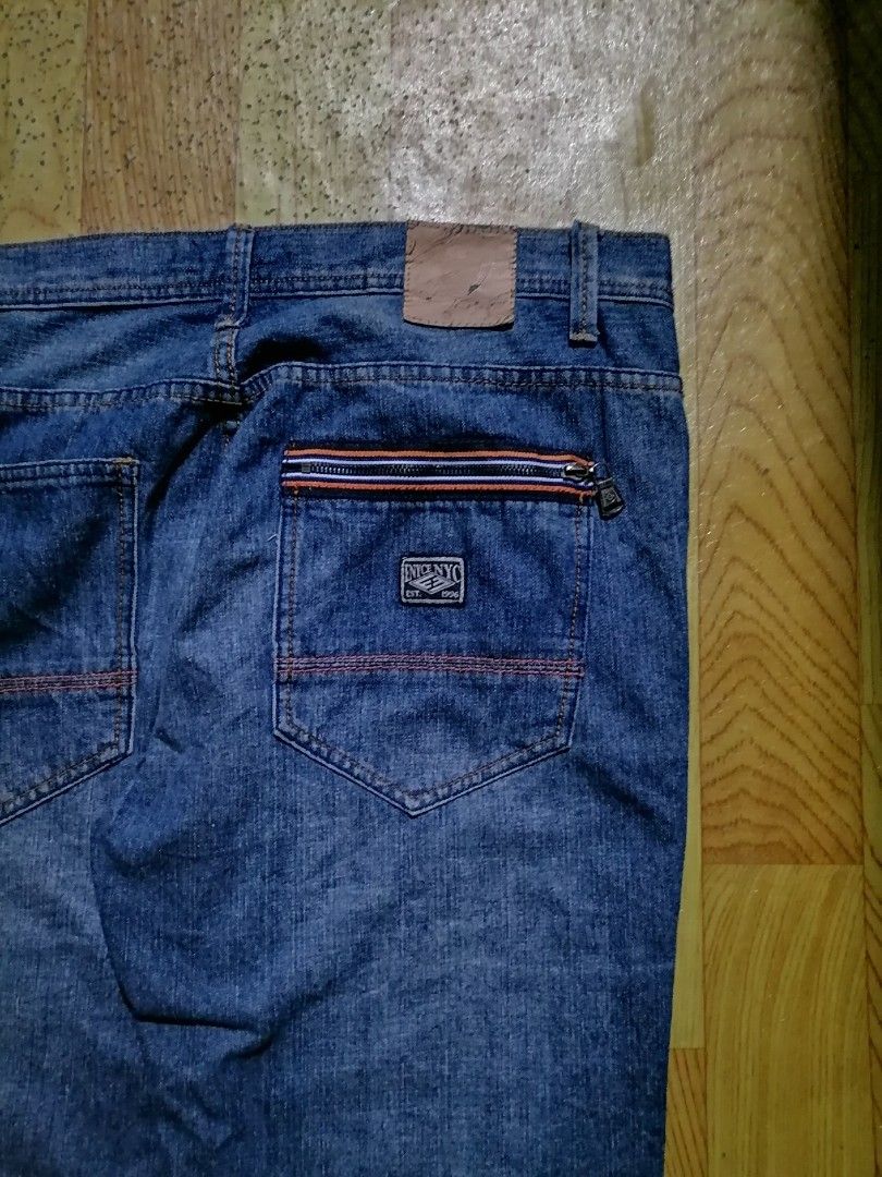 Y2k enyce baggy pants (Category: Jeans) located in Balagtas. Submitted by rethroarchives (Listing ID 1393970442, Image 2). Description: .