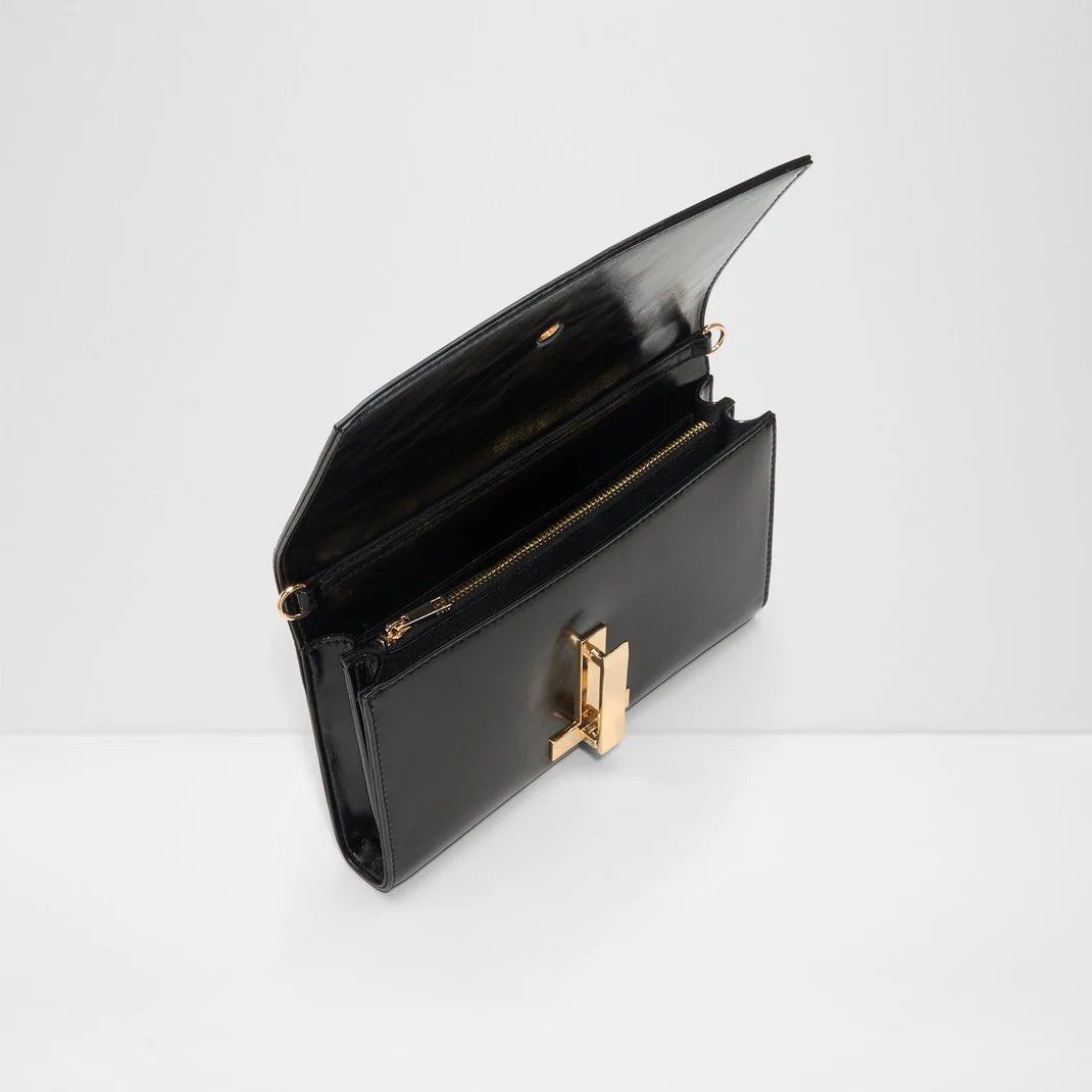 ALDO BLACK SLING BAG (Category: Luxury Bags & Wallets) located in Batangas. Submitted by _khaori (Listing ID 1394152605, Image 3). Description: bnew.