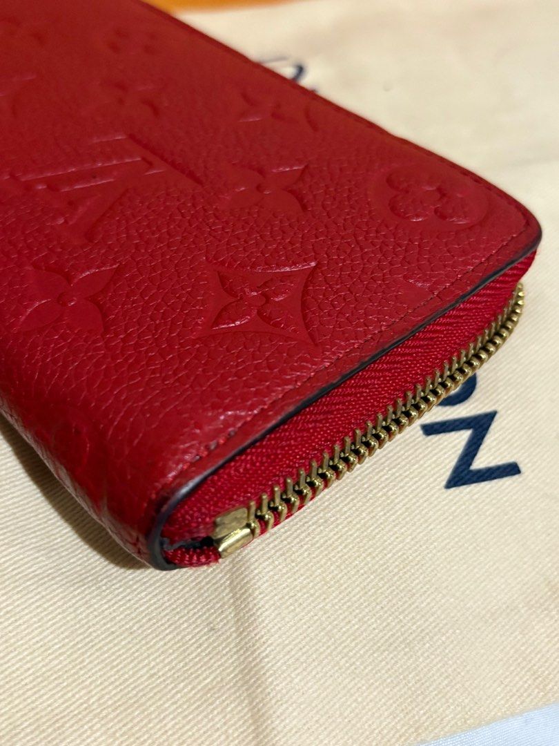 Auth LV empriente Long zippy wallet (Category: Luxury Bags & Wallets) located in Manila. Submitted by rockinpart49318 (Listing ID 1394115747, Image 3). Description: Auth in very good condition dirt coin pocket otherwise excellent no rubs perfect lucky wallet.