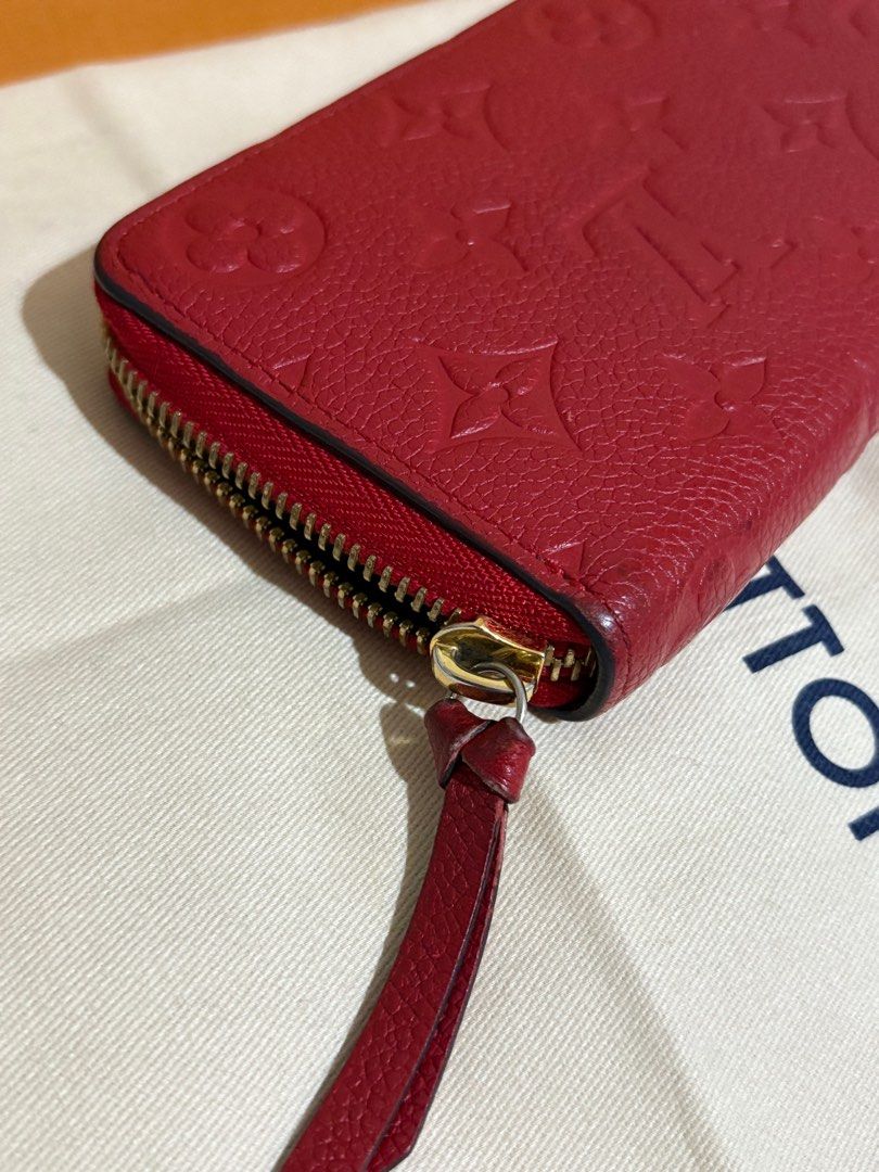 Auth LV empriente Long zippy wallet (Category: Luxury Bags & Wallets) located in Manila. Submitted by rockinpart49318 (Listing ID 1394115747, Image 2). Description: Auth in very good condition dirt coin pocket otherwise excellent no rubs perfect lucky wallet.