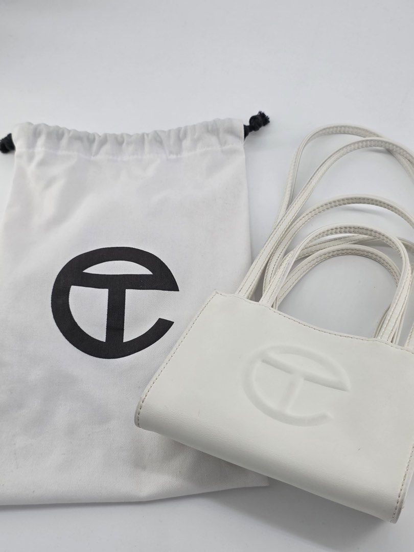 AUTHENTIC White Telfar Small Bag (Category: Luxury Bags & Wallets) located in Caloocan City. Submitted by vinnnccc (Listing ID 1394111611, Image 1). Description: With Dustbag.