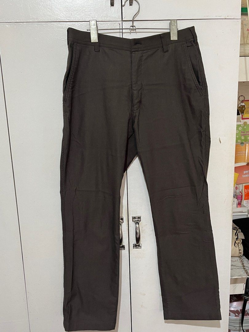 Brown Trouser/Pants (Category: Other Bottoms) located in Marilao. Submitted by dnncsd (Listing ID 1394073476, Image 1). Description: Size 29-30.