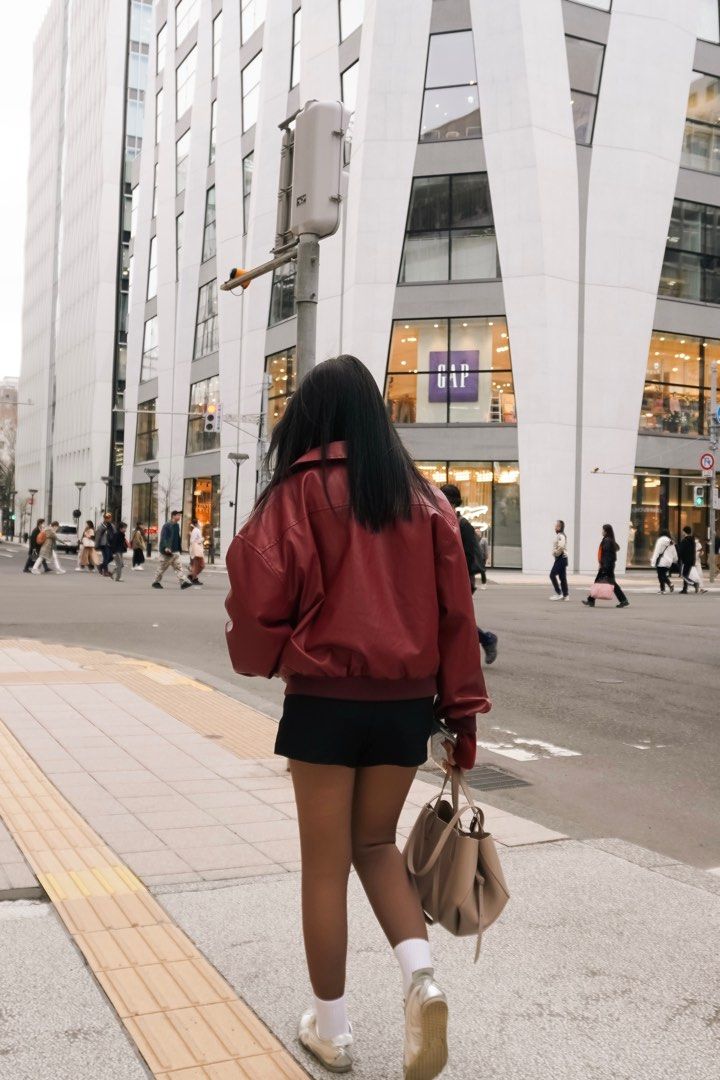 Burgundy Autumn Outfit - Sweater + Jacket Bundle (Category: Coats, Jackets and Outerwear) located in Marikina City. Submitted by saiblln08 (Listing ID 1394197502, Image 3). Description: Jacket - size s Sweater - free size Used twice.