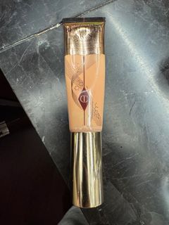 ‼️急放出差‼️ Charlotte Tilbury 粉底 ｜Foundation No.2 Neutral Neutre64230511559043110