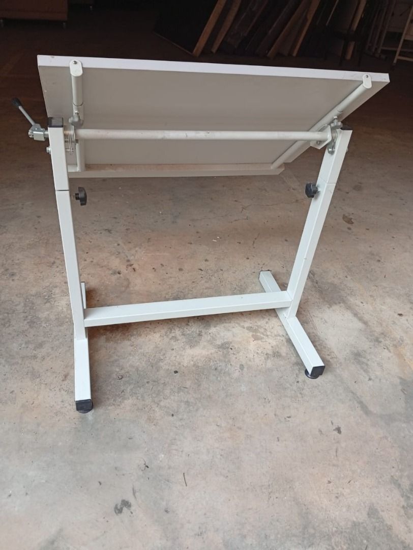 Computer Table (Category: Tables & Sets) located in Petaling Jaya. Submitted by nm016648427690 (Listing ID 1394172993, Image 2). Description: Table Size: W,60.cm,L,90.cm,H,90.cm RM-90 Code :T-06 Stock Available : 30 Condition : Goods ** (ABOVE PRICE DOES NOT INCLUDE DELIVERY & INSTALLATION) ** We are specialist in BUY or SELL New/Used Home Furniture or Office Equipment [ Perabot Kita Furniture ] Address: L1-03 times 89 Jalan 8A/133, Taman Sri Sen