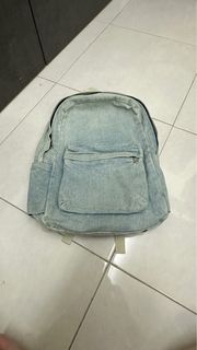 (Category: ) located in . Submitted by dealas (Listing ID 1394107580, Image 1). Description: .