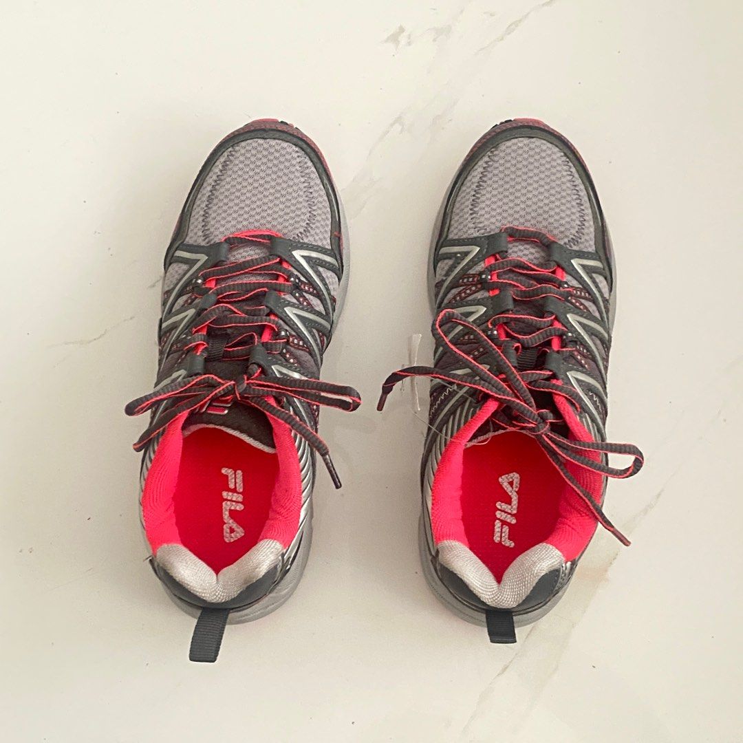 Fila running shoes (Category: Sneakers) located in Manila. Submitted by inmydreamz (Listing ID 1394013407, Image 1). Description: Price is negotiable! - Never used, just stored. - With tag. Slight flaws. Not for sensitive buyers - What you see is what you get. Feel free to message ur inquiries / ask for proofs! # gray pink fila runners .
