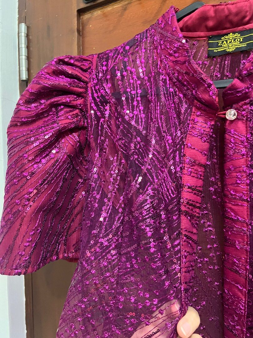 Filipiñana blazer for events (Category: Coats, Jackets and Outerwear) located in Paranaque City. Submitted by Sefff (Listing ID 1394082451, Image 3). Description: 📌 Washed but never worn 📌 Fits Small to Semi Large 📌 Magenta 📌 Best to wear on top of a dress or plain shirt/tube/spag strap 📌 Filipiñana for events 📌 RFS: Decluttering & doesn’t fit me 📌 MOP: Gcash, BDO, LBP, BPI .